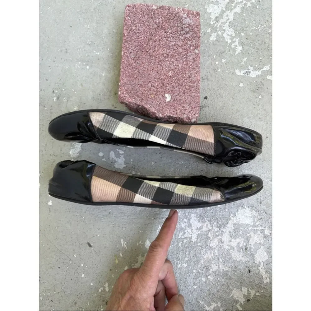 Burberry please look